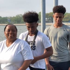 Meet your Posher, Łî